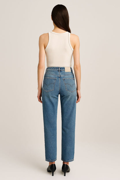 Jeans Gas Archive
