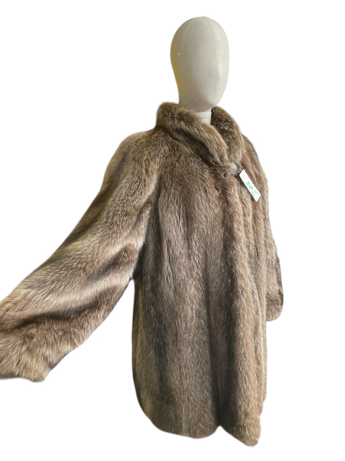 Pelliccia in marmotta canadese