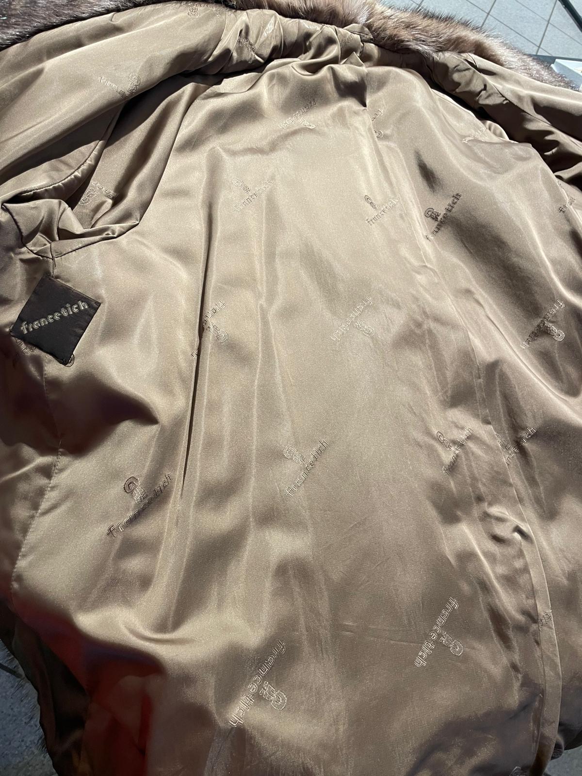 Pelliccia in marmotta canadese