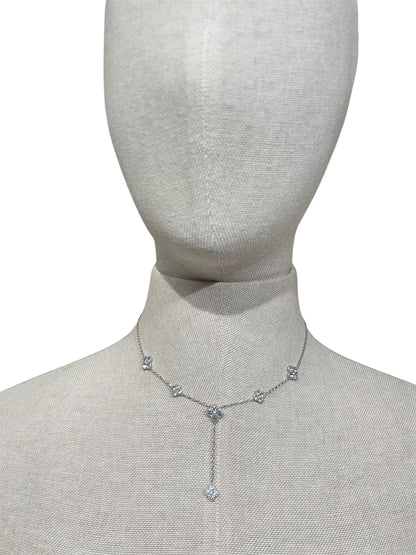 Collana con fiori strass