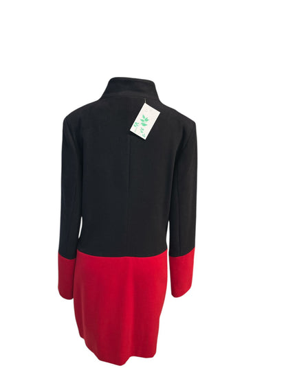 Cappotto rosso e nero