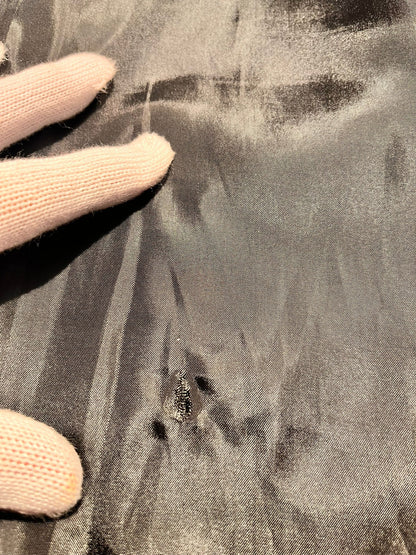 Cappotto rosso e nero